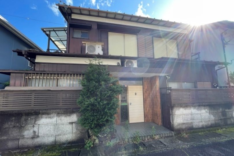 湯河原町中央 人気の中央エリア 駅まで徒歩約13分 ...