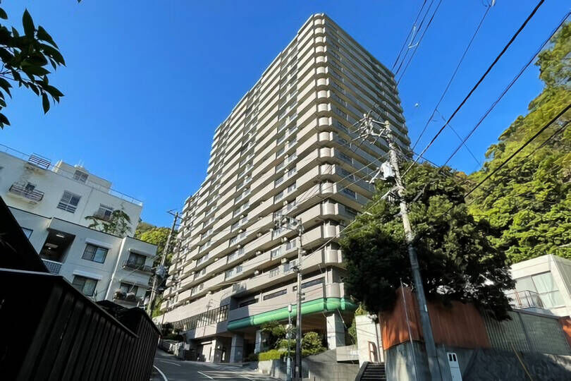 ライオンズタワー奥湯河原 共用施設充実 17階1LD...